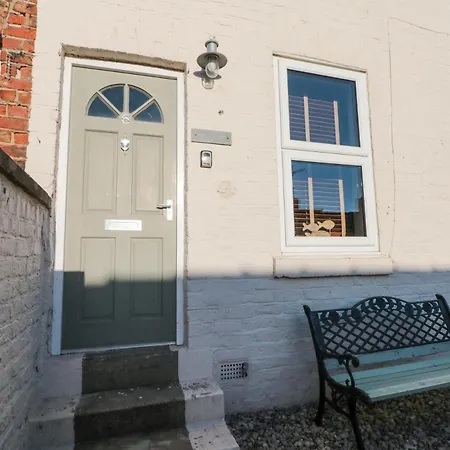 Pipit House Holiday home