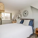 Pipit House Nyaraló *